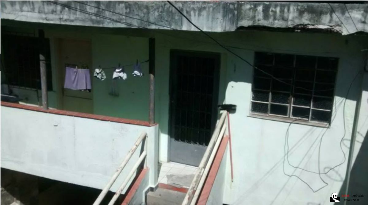 Sobrado à venda com 7 quartos, 250m² - Foto 4