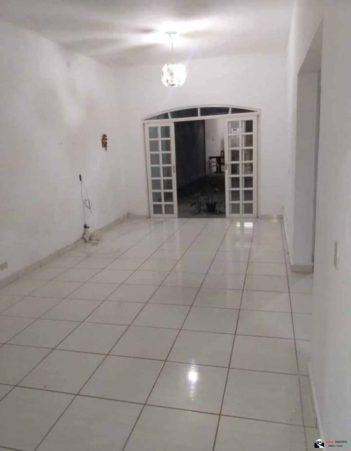 Casa à venda com 2 quartos, 200m² - Foto 5