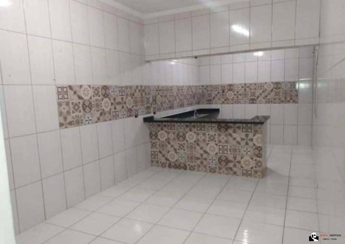 Casa à venda com 2 quartos, 200m² - Foto 4