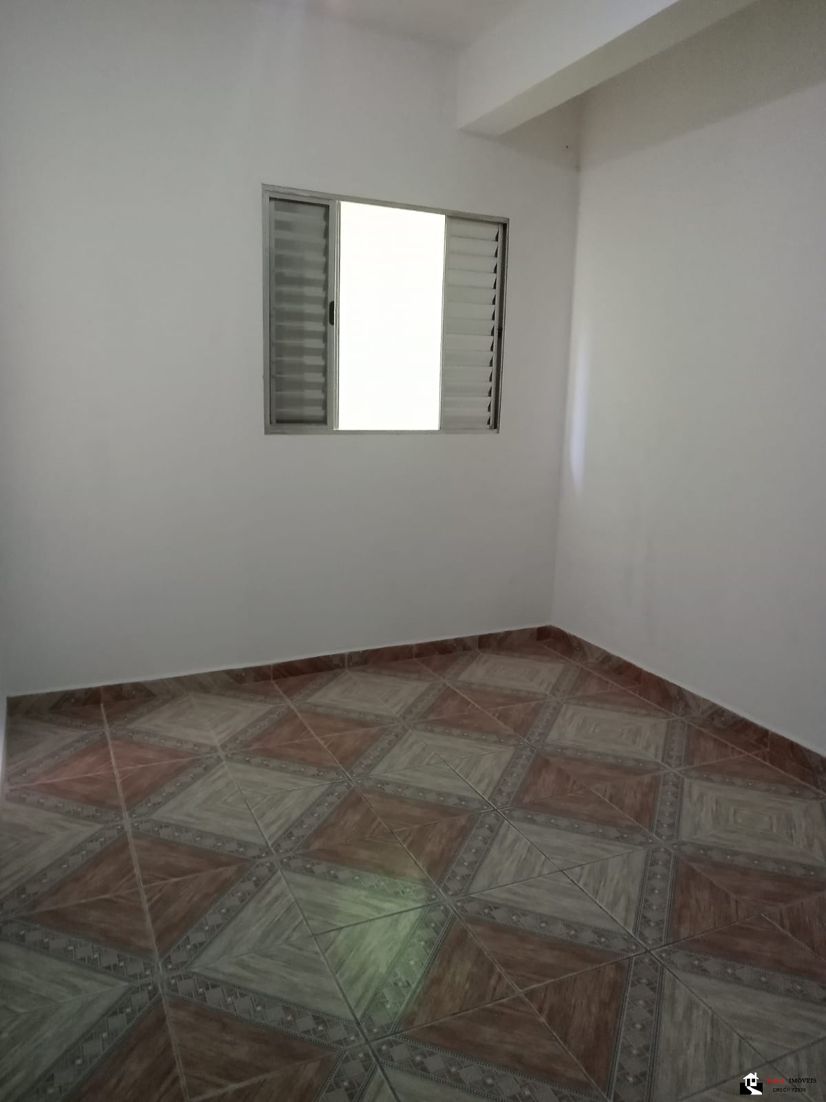 Casa para alugar com 2 quartos, 80m² - Foto 8