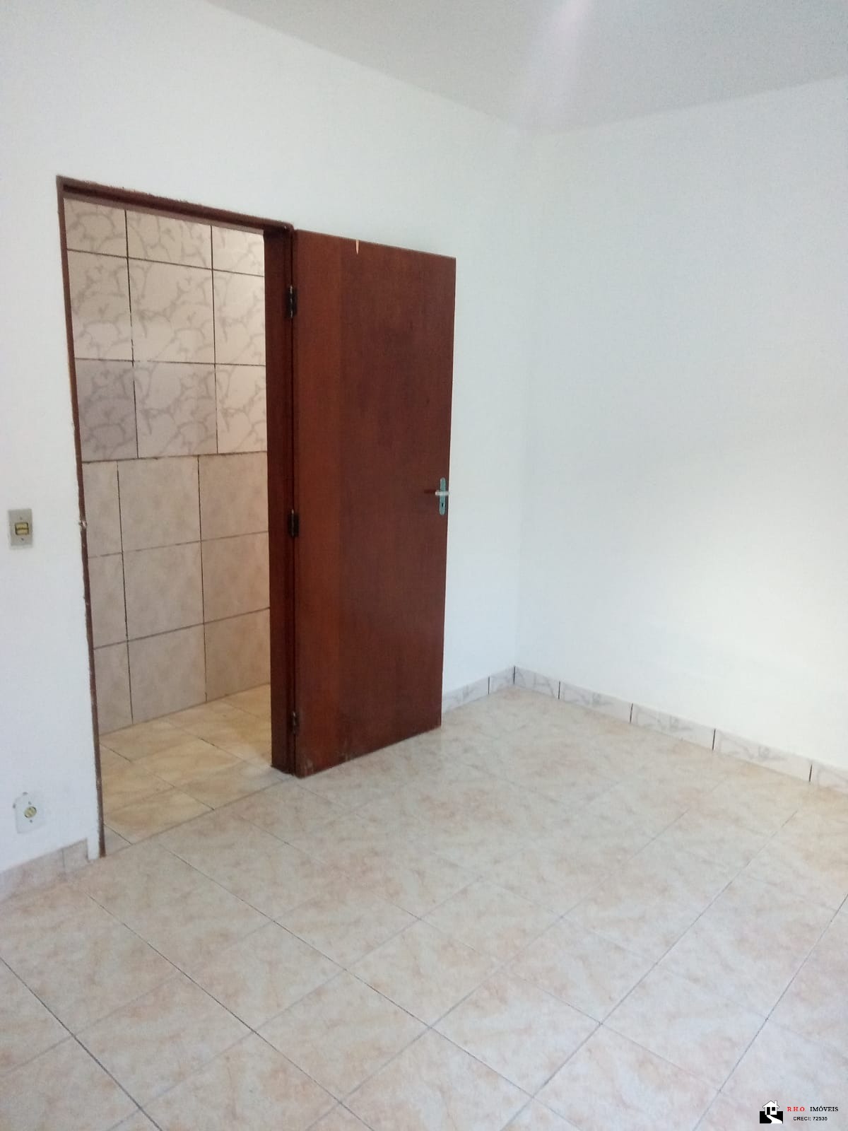 Casa para alugar com 2 quartos, 80m² - Foto 12