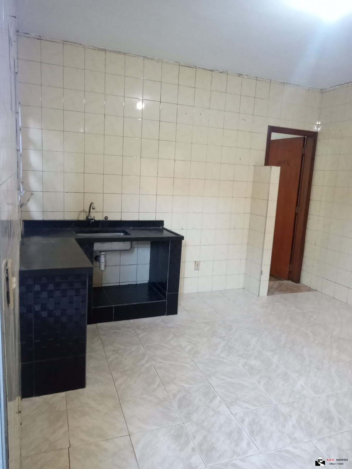 Casa para alugar com 2 quartos, 80m² - Foto 7