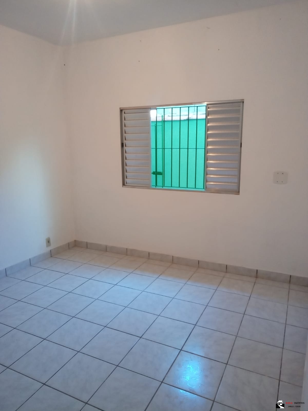 Casa para alugar com 2 quartos, 80m² - Foto 11