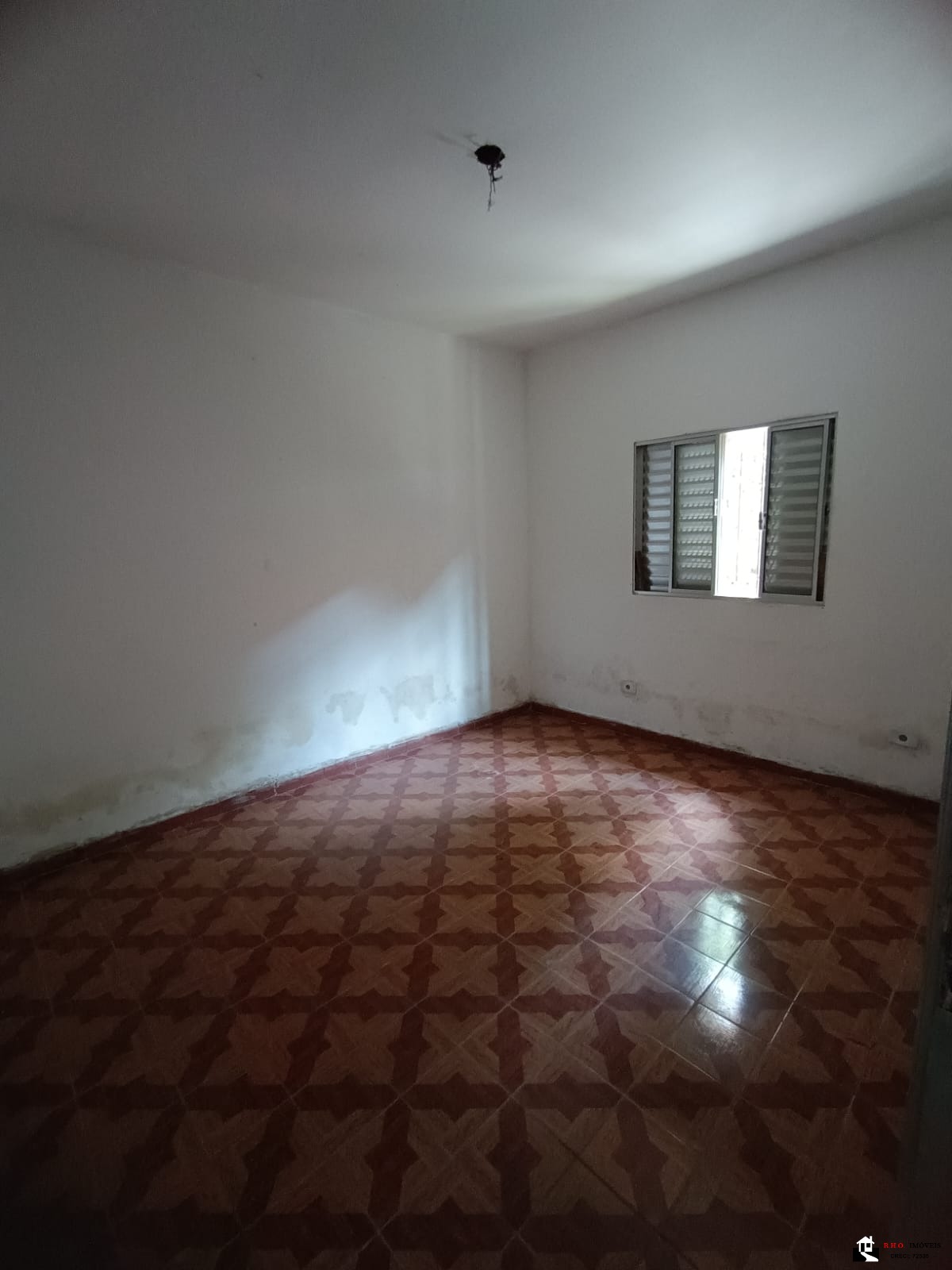 Casa à venda com 2 quartos, 250m² - Foto 8