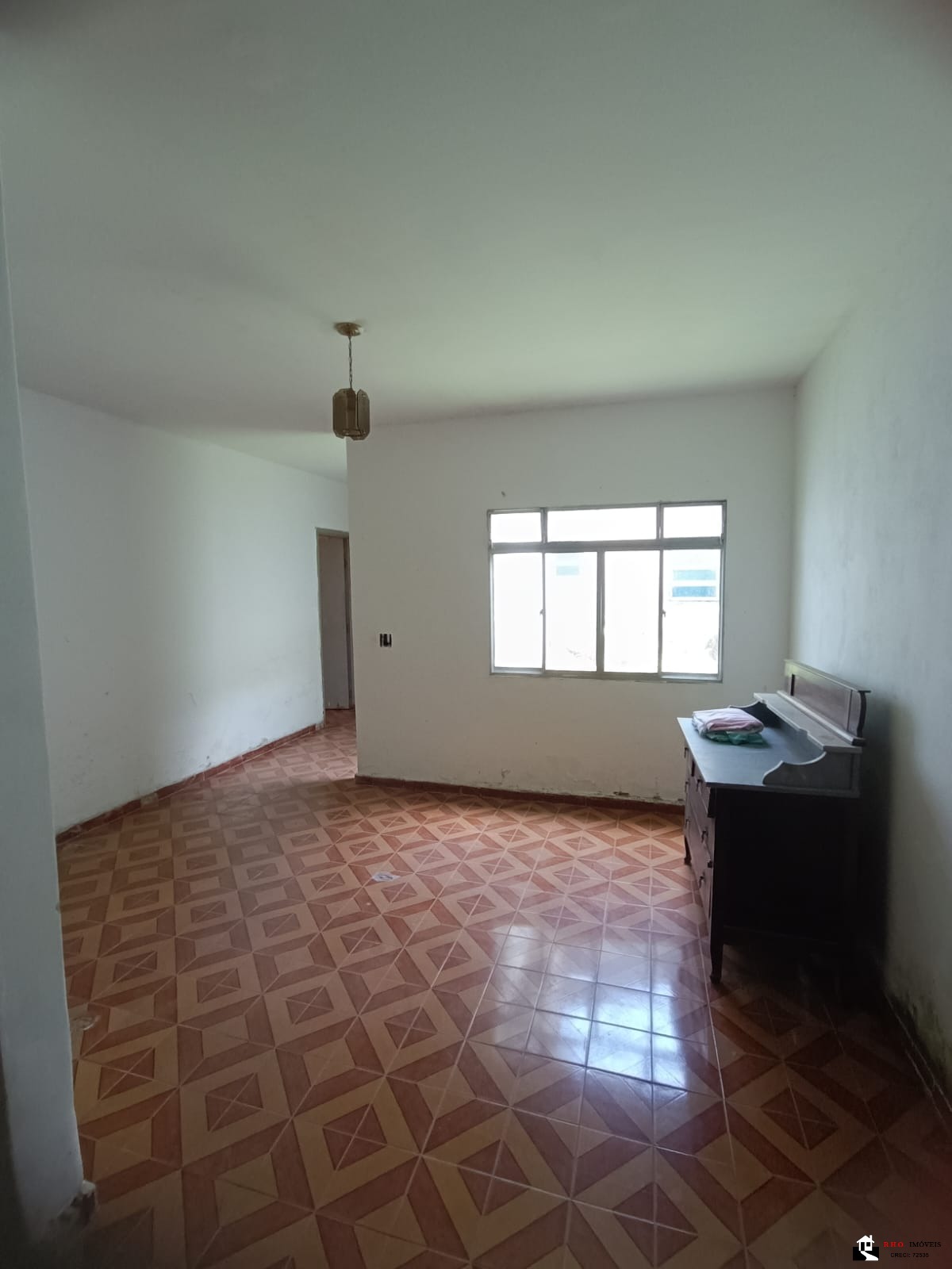 Casa à venda com 2 quartos, 250m² - Foto 6